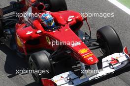 20.05.2011 Barcelona, Spain,  Fernando Alonso (ESP), Scuderia Ferrari - Formula 1 World Championship, Rd 05, Spainish Grand Prix, Friday Practice