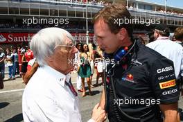 22.05.2011 Barcelona, Spain,  Christian Horner (GBR), Red Bull Racing, Sporting Director with Bernie Ecclestone (GBR) - Formula 1 World Championship, Rd 05, Spainish Grand Prix, Sunday Pre-Race Grid