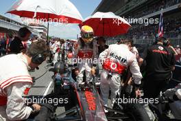 22.05.2011 Barcelona, Spain,  Lewis Hamilton (GBR), McLaren Mercedes  - Formula 1 World Championship, Rd 05, Spainish Grand Prix, Sunday Pre-Race Grid