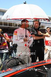 22.05.2011 Barcelona, Spain,  Lewis Hamilton (GBR), McLaren Mercedes - Formula 1 World Championship, Rd 05, Spainish Grand Prix, Sunday Pre-Race Grid