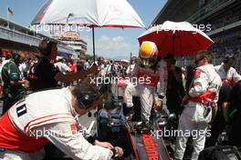 22.05.2011 Barcelona, Spain,  Lewis Hamilton (GBR), McLaren Mercedes  - Formula 1 World Championship, Rd 05, Spainish Grand Prix, Sunday Pre-Race Grid