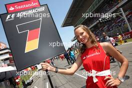 22.05.2011 Barcelona, Spain,  Grid girl - Formula 1 World Championship, Rd 05, Spainish Grand Prix, Sunday Grid Girl