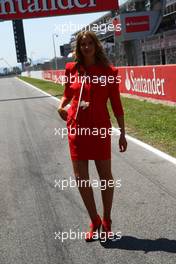 22.05.2011 Barcelona, Spain,  Grid girl - Formula 1 World Championship, Rd 05, Spainish Grand Prix, Sunday Grid Girl