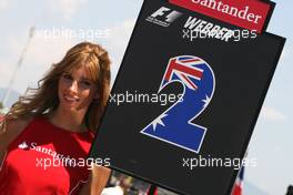 22.05.2011 Barcelona, Spain,  Grid girl, Mark Webber (AUS), Red Bull Racing   - Formula 1 World Championship, Rd 05, Spainish Grand Prix, Sunday Pre-Race Grid