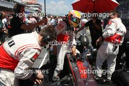 22.05.2011 Barcelona, Spain,  Lewis Hamilton (GBR), McLaren Mercedes  - Formula 1 World Championship, Rd 05, Spainish Grand Prix, Sunday Pre-Race Grid