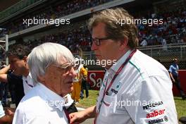 22.05.2011 Barcelona, Spain,  Bernie Ecclestone (GBR) with Norbert Haug (GER), Mercedes, Motorsport chief - Formula 1 World Championship, Rd 05, Spainish Grand Prix, Sunday Podium