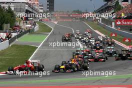 22.05.2011 Barcelona, Spain,  Start of the race - Formula 1 World Championship, Rd 05, Spainish Grand Prix, Sunday Race