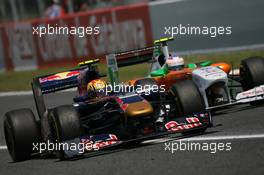 22.05.2011 Barcelona, Spain,  Jaime Alguersuari (ESP), Scuderia Toro Rosso and Paul di Resta (GBR), Force India F1 Team - Formula 1 World Championship, Rd 05, Spainish Grand Prix, Sunday Race