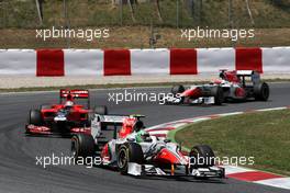 22.05.2011 Barcelona, Spain,  Vitantonio Liuzzi (ITA), Hispania Racing Team, HRT, Timo Glock (GER), Marussia Virgin Racing, MVR-02- Formula 1 World Championship, Rd 05, Spainish Grand Prix, Sunday Race