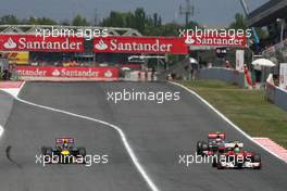 22.05.2011 Barcelona, Spain,  Felipe Massa (BRA), Scuderia Ferrari and Sebastian Vettel (GER), Red Bull Racing  - Formula 1 World Championship, Rd 05, Spainish Grand Prix, Sunday Race