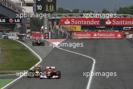 22.05.2011 Barcelona, Spain,  Fernando Alonso (ESP), Scuderia Ferrari and Mark Webber (AUS), Red Bull Racing  - Formula 1 World Championship, Rd 05, Spainish Grand Prix, Sunday Race