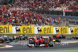 22.05.2011 Barcelona, Spain,  Start of the race - Formula 1 World Championship, Rd 05, Spainish Grand Prix, Sunday Race