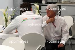 22.05.2011 Barcelona, Spain,  Bernie Ecclestone (GBR) talks with Adrian Sutil (GER), Force India F1 Team - Formula 1 World Championship, Rd 05, Spainish Grand Prix, Sunday