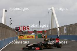 24.06.2011 Valencia, Spain,  Nick Heidfeld (GER), Lotus Renault F1 Team  - Formula 1 World Championship, Rd 08, European Grand Prix, Friday Practice