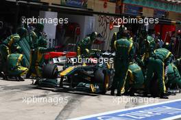 26.06.2011 Valencia, Spain,  Jarno Trulli (ITA), Team Lotus pit stop - Formula 1 World Championship, Rd 08, European Grand Prix, Sunday Race
