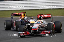 10.07.2011 Silverstone, UK, England,  Lewis Hamilton (GBR), McLaren Mercedes, Sebastian Vettel (GER), Red Bull Racing - Formula 1 World Championship, Rd 09, British Grand Prix, Sunday Race