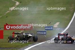 24.07.2011 Nurburgring, Germany,  Nick Heidfeld (GER), Lotus Renault GP crashed with Jaime Alguersuari (ESP), Scuderia Toro Rosso - Formula 1 World Championship, Rd 10, German Grand Prix, Sunday Race