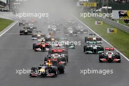 31.07.2011 Budapest, Hungary,  Start of the race, Sebastian Vettel (GER), Red Bull Racing  - Formula 1 World Championship, Rd 11, Hungarian Grand Prix, Sunday Race