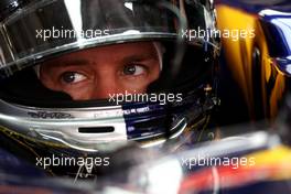 28.10.2011 New Delhi, India, Sebastian Vettel (gER), Red Bull Racing - Formula 1 World Championship, Rd 17, Indian Grand Prix, Friday Practice