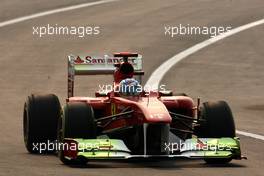 28.10.2011 New Delhi, India, Fernando Alonso (ESP), Scuderia Ferrari - Formula 1 World Championship, Rd 17, Indian Grand Prix, Friday Practice