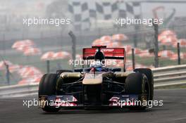 28.10.2011 New Delhi, India, Sebastien Buemi (SUI), Scuderia Toro Rosso  - Formula 1 World Championship, Rd 17, Indian Grand Prix, Friday Practice