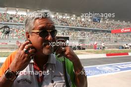 28.10.2011 New Delhi, India, Vijay Mallya (IND) Force India F1 Team Owner  - Formula 1 World Championship, Rd 17, Indian Grand Prix, Friday Practice