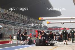 29.10.2011 New Delhi, India, Mark Webber (AUS), Red Bull Racing and Sebastian Vettel (GER), Red Bull Racing  - Formula 1 World Championship, Rd 17, Indian Grand Prix, Saturday Practice