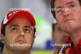 29.10.2011 New Delhi, India, Felipe Massa (BRA), Scuderia Ferrari and Rob Smedly, (GBR), Scuderia Ferrari, Chief Engineer of Felipe Massa (BRA)  - Formula 1 World Championship, Rd 17, Indian Grand Prix, Saturday Practice