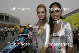 29.10.2011 New Delhi, India, Grid girls  - Formula 1 World Championship, Rd 17, Indian Grand Prix, Saturday Qualifying