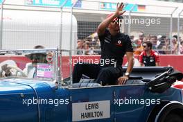 30.10.2011 New Delhi, India, Lewis Hamilton (GBR), McLaren Mercedes - Formula 1 World Championship, Rd 17, Indian Grand Prix, Sunday