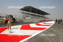 27.10.2011 New Delhi, India,  Mark Webber (AUS), Red Bull Racing  - Formula 1 World Championship, Rd 17, Indian Grand Prix, Thursday