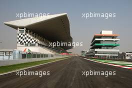 27.10.2011 New Delhi, India,  Track atmosphere - Formula 1 World Championship, Rd 17, Indian Grand Prix, Thursday