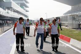 27.10.2011 New Delhi, India, Paul di Resta (GBR), Force India F1 Team walks the track - Formula 1 World Championship, Rd 17, Indian Grand Prix, Thursday