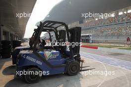 26.10.2011 New Delhi, India, Fork lift truck in the pit lane  - Formula 1 World Championship, Rd 17, Indian Grand Prix, Wednesday