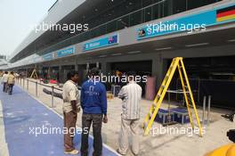 26.10.2011 New Delhi, India, The pit lane  - Formula 1 World Championship, Rd 17, Indian Grand Prix, Wednesday