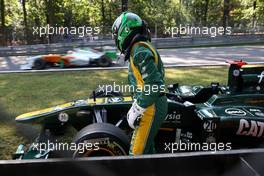 09.09.2011 Monza, Italy,  Heikki Kovalainen (FIN), Team Lotus stops on track - Formula 1 World Championship, Rd 13, Italian Grand Prix, Friday Practice