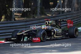 09.09.2011 Monza, Italy, Bruno Senna (BRA), Lotus Renault GP  - Formula 1 World Championship, Rd 13, Italian Grand Prix, Friday Practice