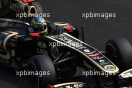 10.09.2011 Monza, Italy,  Bruno Senna (BRA), Lotus Renault GP - Formula 1 World Championship, Rd 13, Italian Grand Prix, Saturday Qualifying
