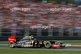 10.09.2011 Monza, Italy,  Vitaly Petrov (RUS), Lotus Renault GP - Formula 1 World Championship, Rd 13, Italian Grand Prix, Saturday Qualifying