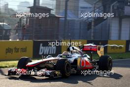 12.02.2011 Jerez, Spain,  Lewis Hamilton (GBR), McLaren Mercedes and his rear wing causing a vortex  - Formula 1 Testing - Formula 1 World Championship