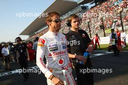09.10.2011 Suzuka, Japan, Jenson Button (GBR), McLaren Mercedes  - Formula 1 World Championship, Rd 15, Japanese Grand Prix, Sunday Pre-Race Grid