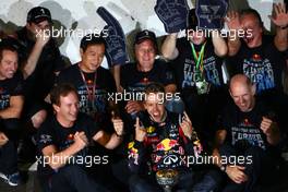 09.10.2011 Suzuka, Japan,  Sebastian Vettel (GER), Red Bull Racing, Christian Horner (GBR), Red Bull Racing, Sporting Director and Adrian Newey (GBR), Red Bull Racing, Technical Operations Director - Formula 1 World Championship, Rd 15, Japanese Grand Prix, Sunday Podium