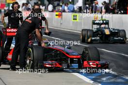 08.10.2011 Suzuka, Japan, Lewis Hamilton (GBR), McLaren Mercedes  - Formula 1 World Championship, Rd 15, Japanese Grand Prix, Saturday Practice