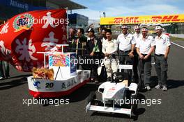 06.10.2011 Suzuka, Japan, Kamui Kobayashi (JAP), Sauber F1 Team soap box race  - Formula 1 World Championship, Rd 15, Japanese Grand Prix, Thursday