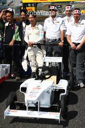 06.10.2011 Suzuka, Japan, Kamui Kobayashi (JAP), Sauber F1 Team soap box race  - Formula 1 World Championship, Rd 15, Japanese Grand Prix, Thursday