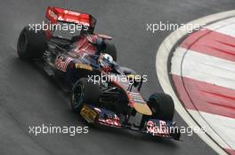 14.10.2011 Yeongam, Korea,  Sebastien Buemi (SUI), Scuderia Toro Rosso  - Formula 1 World Championship, Rd 16, Korean Grand Prix, Friday Practice