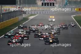 16.10.2011 Yeongam, Korea, Lewis Hamilton (GBR), McLaren Mercedes leads the start of the race  - Formula 1 World Championship, Rd 16, Korean Grand Prix, Sunday Race