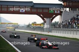 16.10.2011 Yeongam, Korea, Lewis Hamilton (GBR), McLaren Mercedes leads Mark Webber (AUS), Red Bull Racing  - Formula 1 World Championship, Rd 16, Korean Grand Prix, Sunday Race