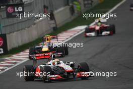 16.10.2011 Yeongam, Korea, Lewis Hamilton (GBR), McLaren Mercedes leads Mark Webber (AUS), Red Bull Racing  - Formula 1 World Championship, Rd 16, Korean Grand Prix, Sunday Race