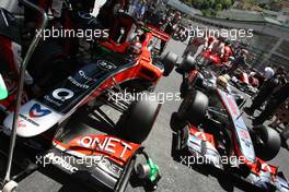 29.05.2011 Monte Carlo, Monaco,  Jerome d'Ambrosio (BEL), Virgin Racing and Lewis Hamilton (GBR), McLaren Mercedes  - Formula 1 World Championship, Rd 06, Monaco Grand Prix, Sunday Pre-Race Grid